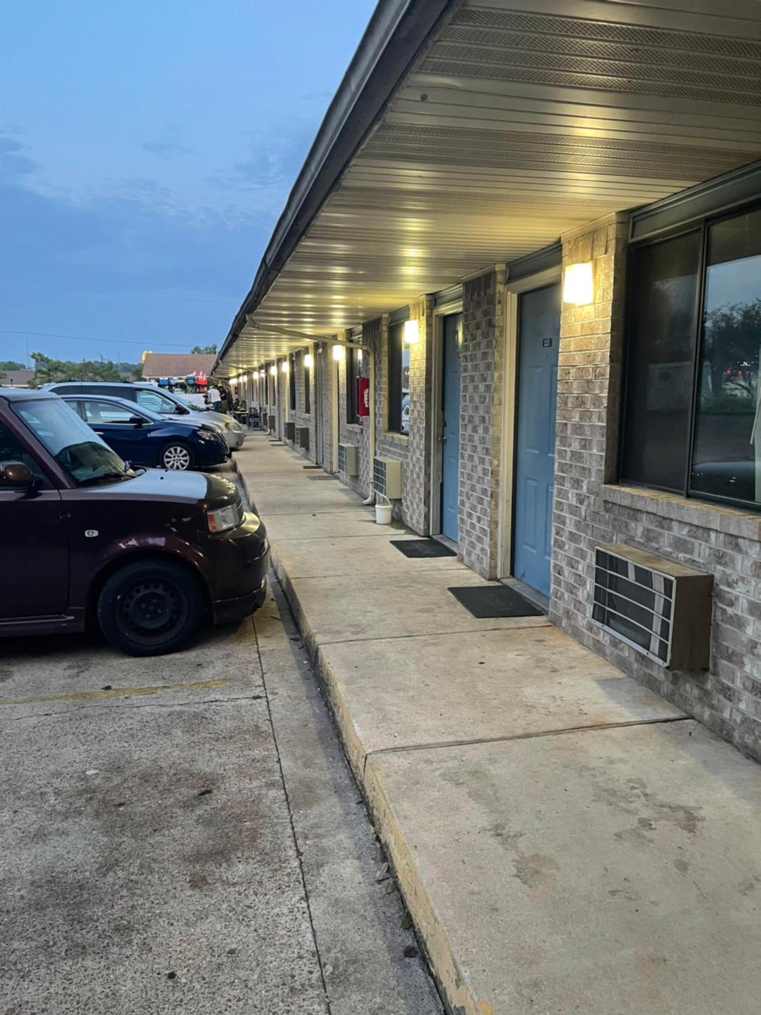 行政酒店 芒廷霍姆 外观 照片